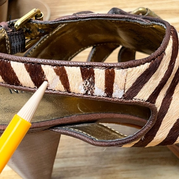 Women’s Open Toe Platform Cow Leather Shoe Zebra Print Fur Size 8 Nine West Heel - Picture 9 of 10